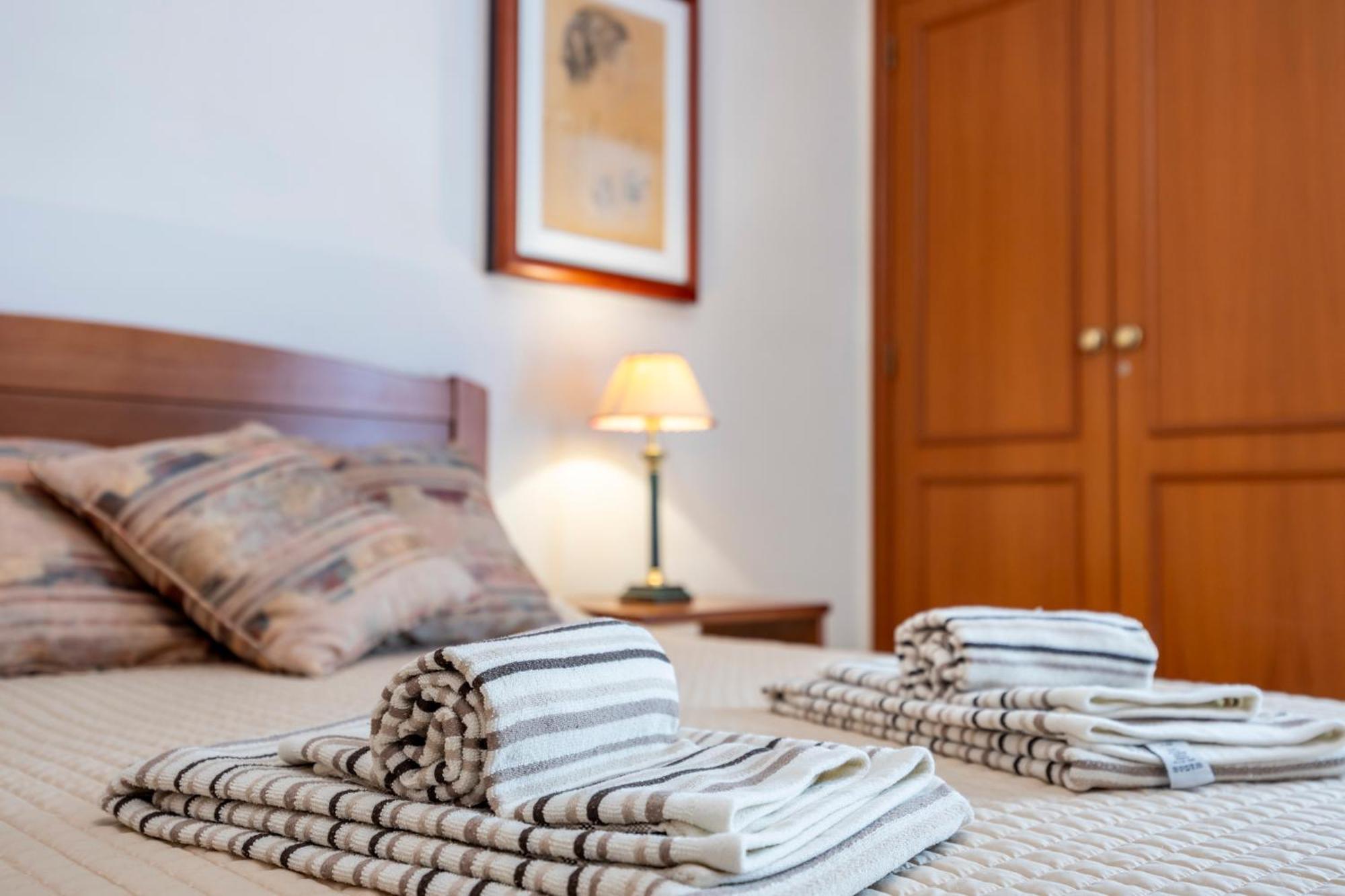 Apartamentos Mira Rio Лагос Екстериор снимка