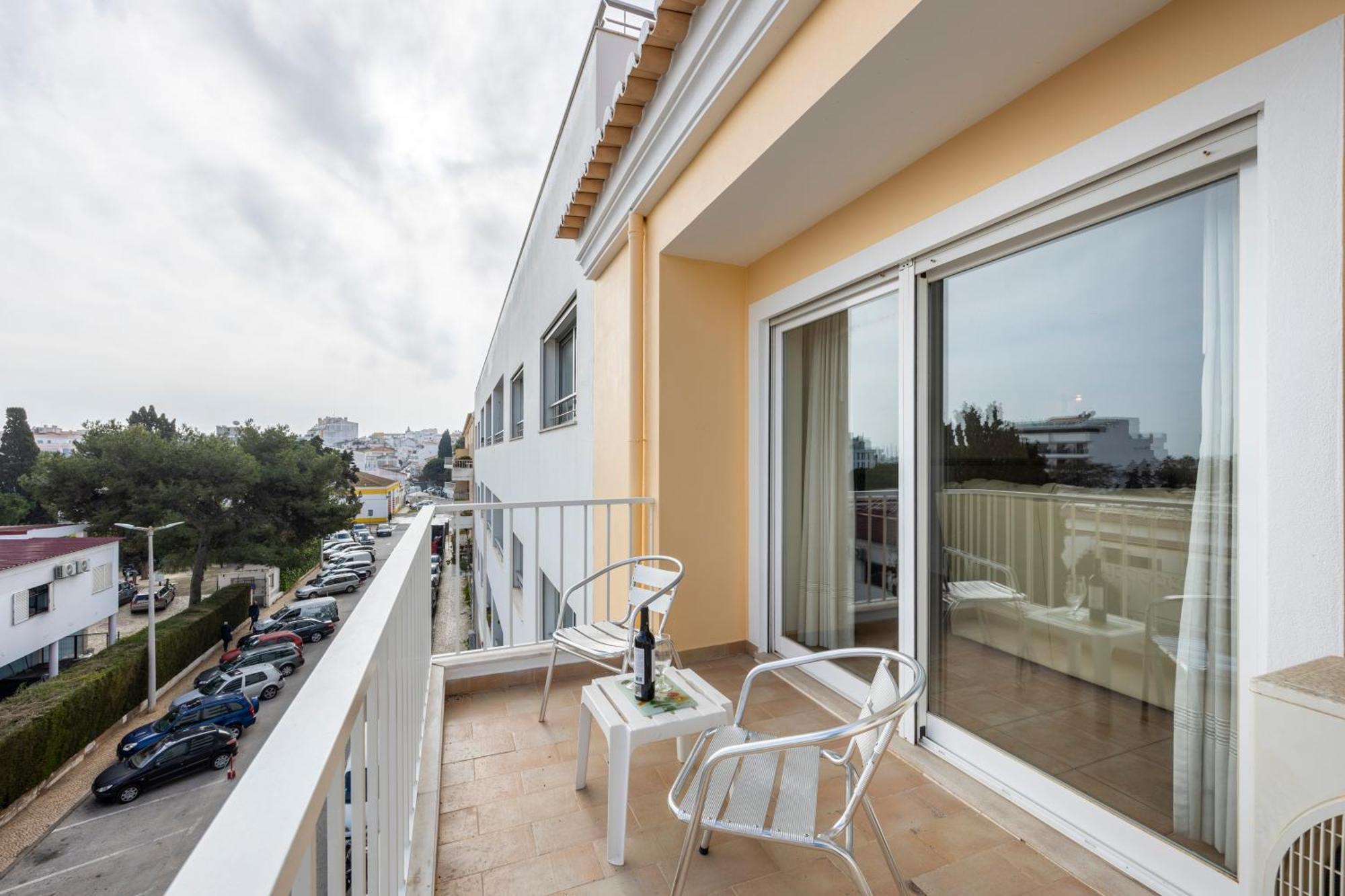 Apartamentos Mira Rio Лагос Екстериор снимка